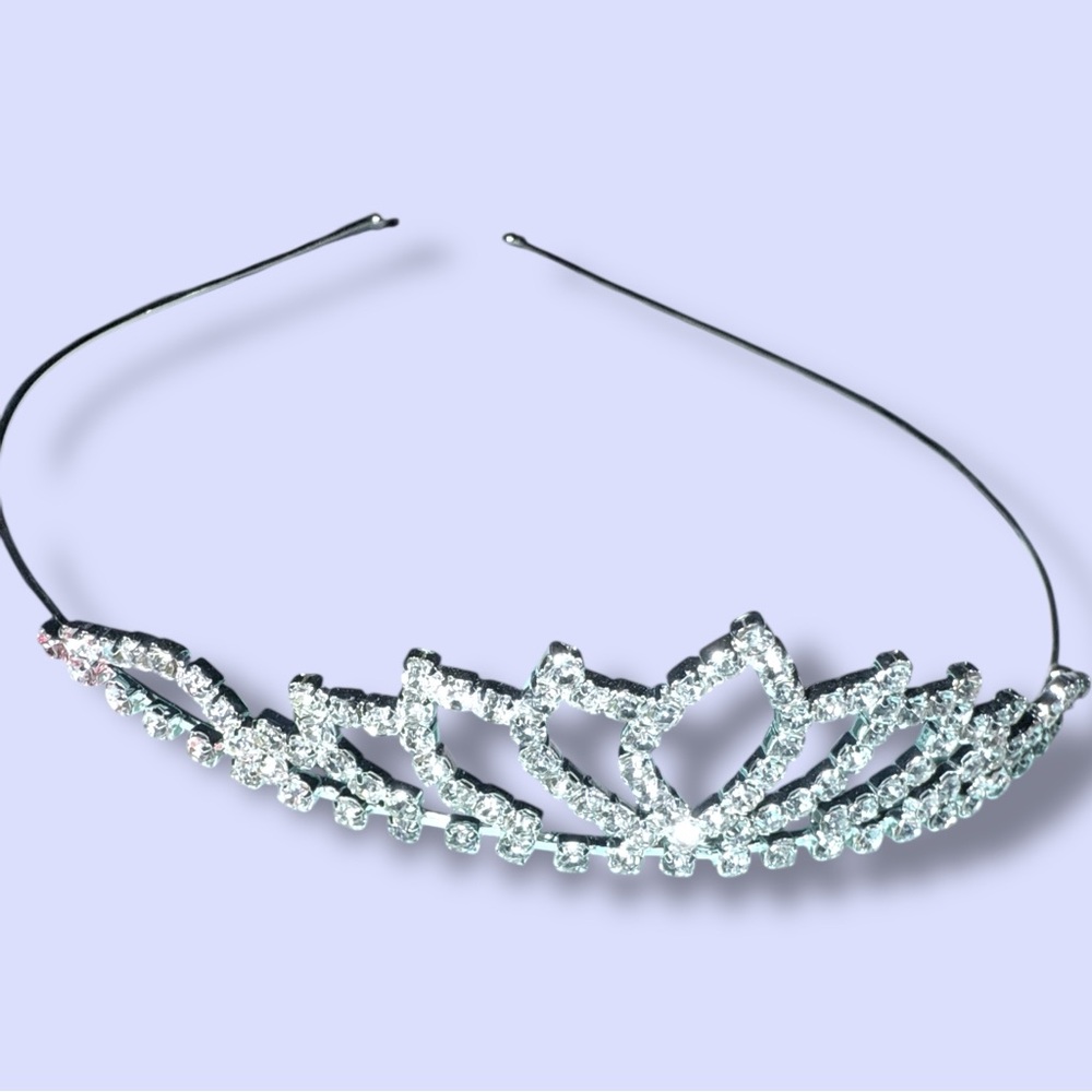Silver Rhinestone Tiara - New with Tags - Picture 5 of 13